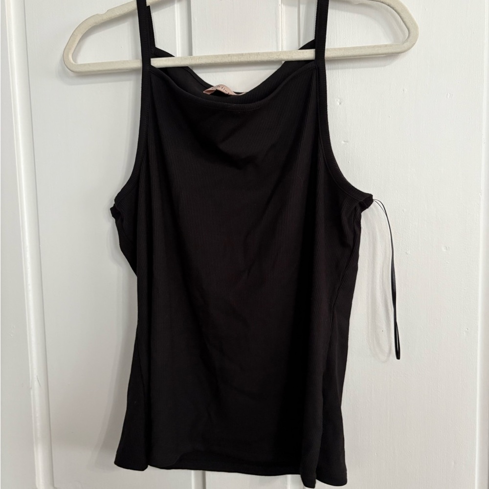 ⭐️$4 when bundled- Philosophy Black Fitted Tank Top with High Neck